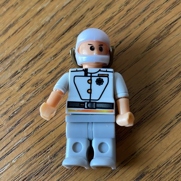 8 LEGO Mini Figures General Cryptor Lex Luthor Nindroid Warrior Atlantis Etc. - Picture 8 of 9